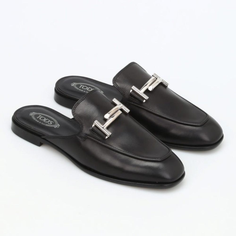 Tod’s Double T Patent Leather Mules Flats Size 9 Black Silver